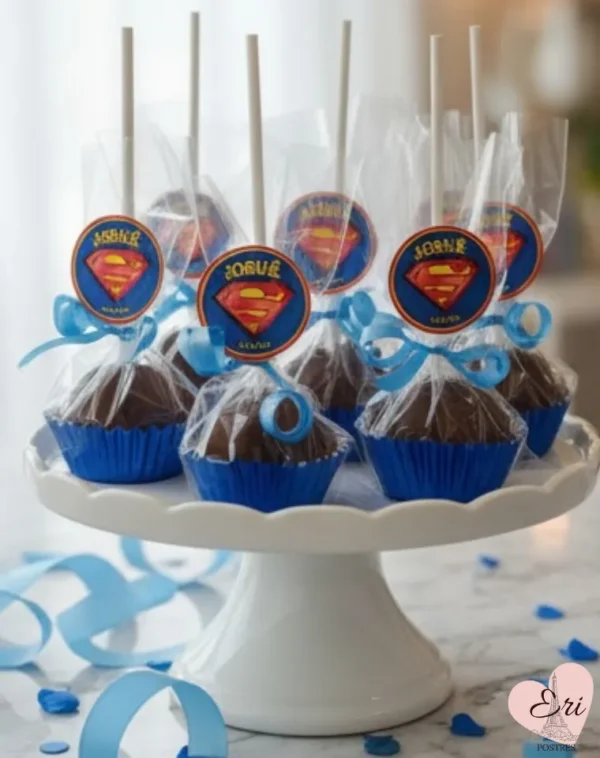 Cake Pops de Superman personalizados