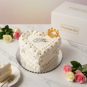 Pastel de Cumpleaños Corazón Reina de Vainilla